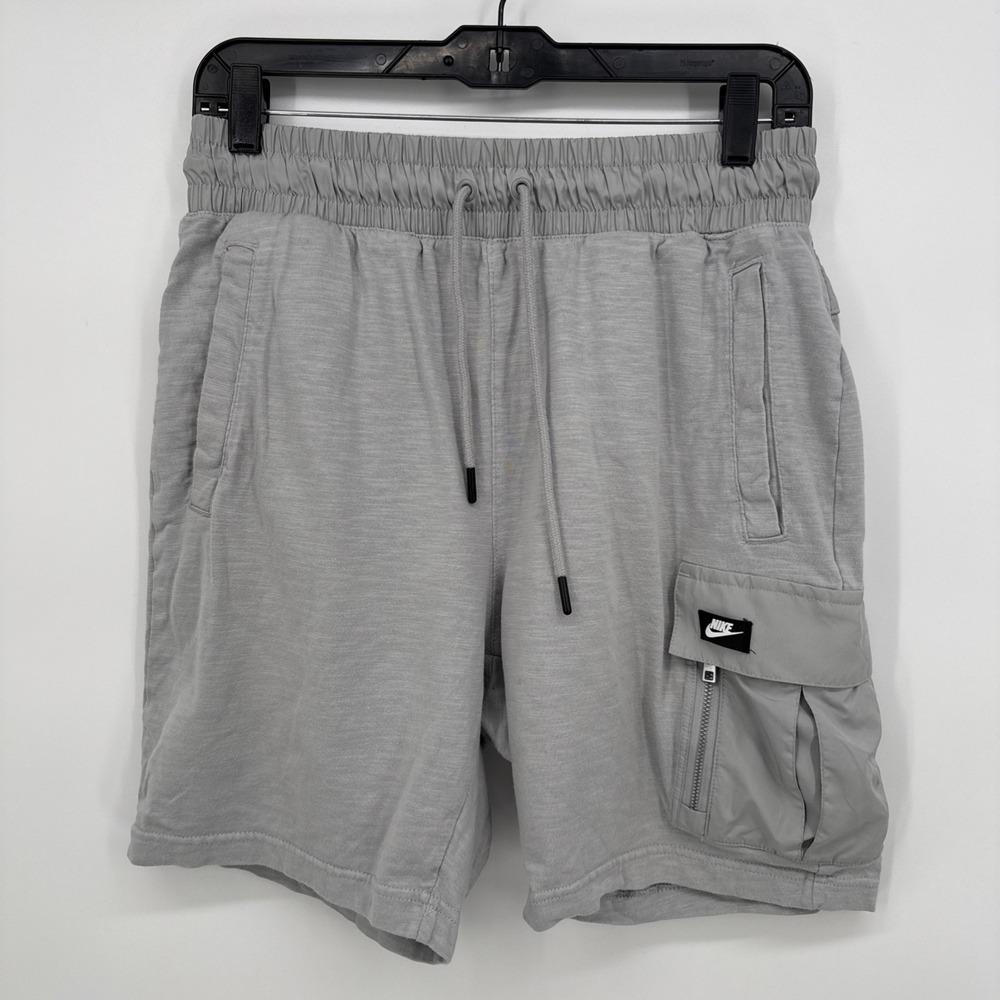 Nike Sportswear Men's Sz M Modern Essential Utility Cargo Shorts Gray Gym